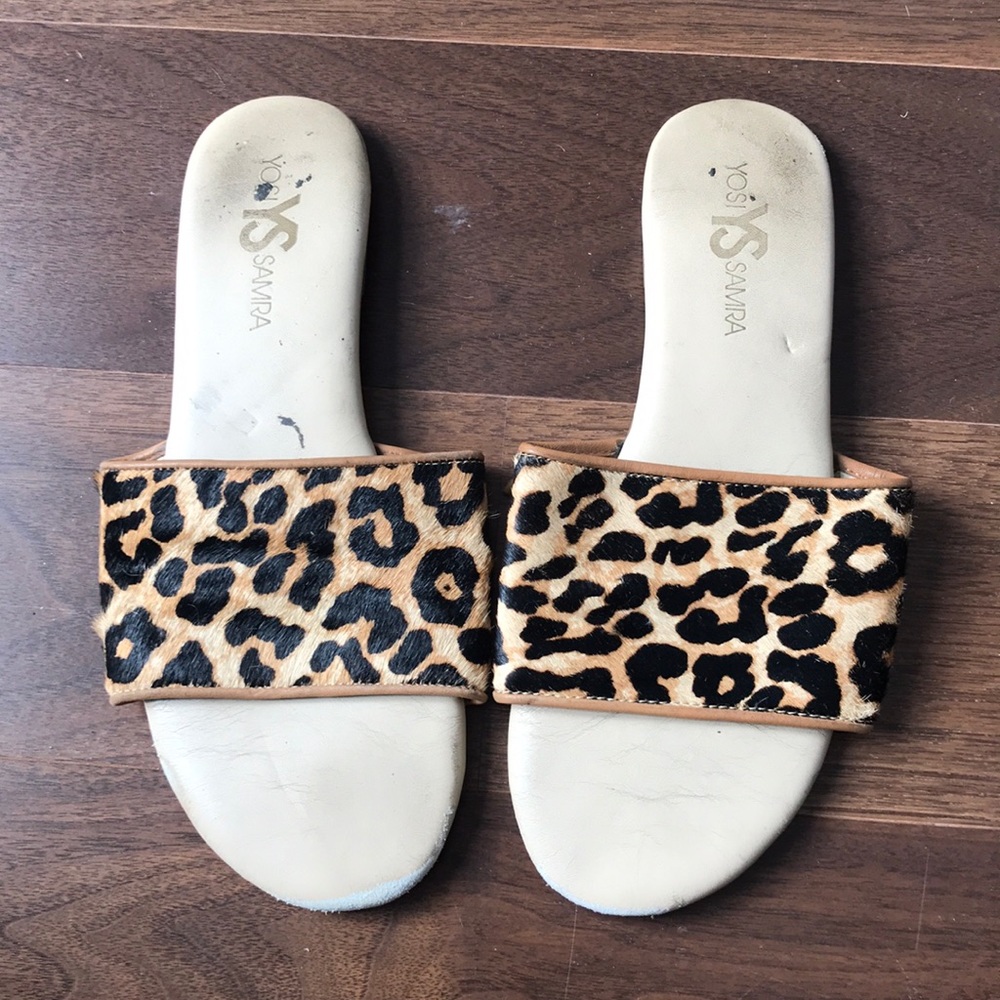 Leopard print flats